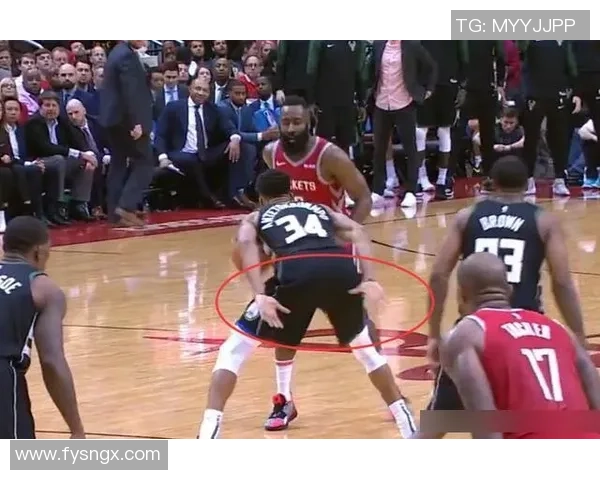 篮球运动员在赛场上的成长与挑战：从训练到比赛的心路历程分析